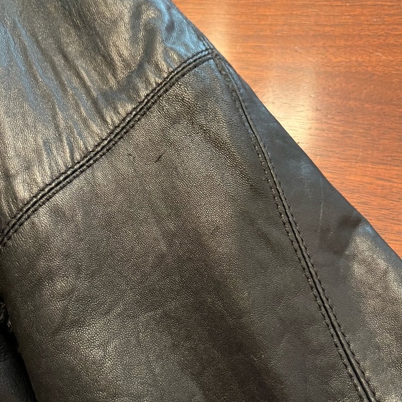 Black Leather and Fur trim Penny lane Almost Famous Mob Wife Coat Size Large - Picture 12 of 12